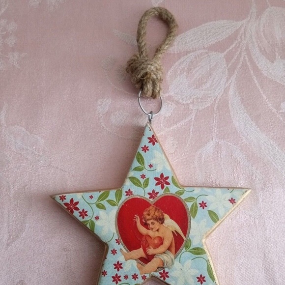 ♥️ Hanging Cupid Mending Heart Wood Star   Hand Made Valentine's Day - Picture 2 of 4